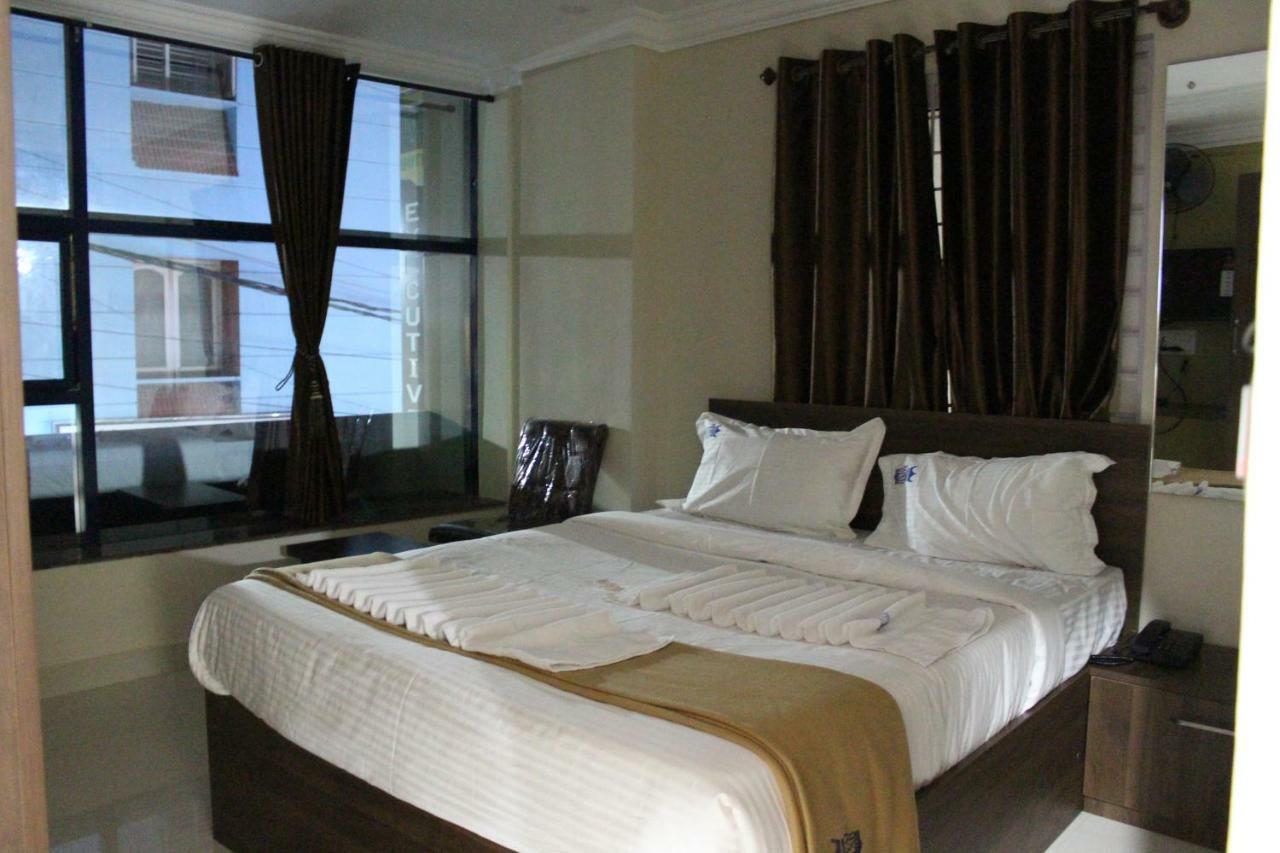 העיר בנגלור Royal Star Hotels מראה חיצוני תמונה